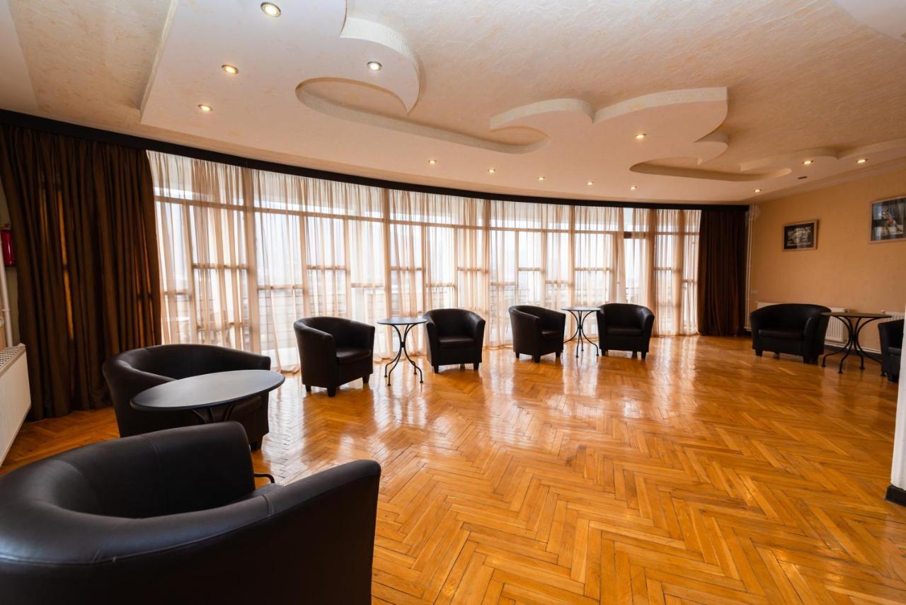 Kirovakan Hotel Vanadzor Extérieur photo